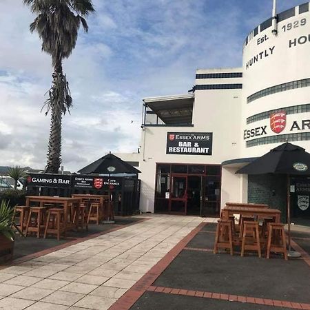 Essex Arms Motel Huntly Exterior foto