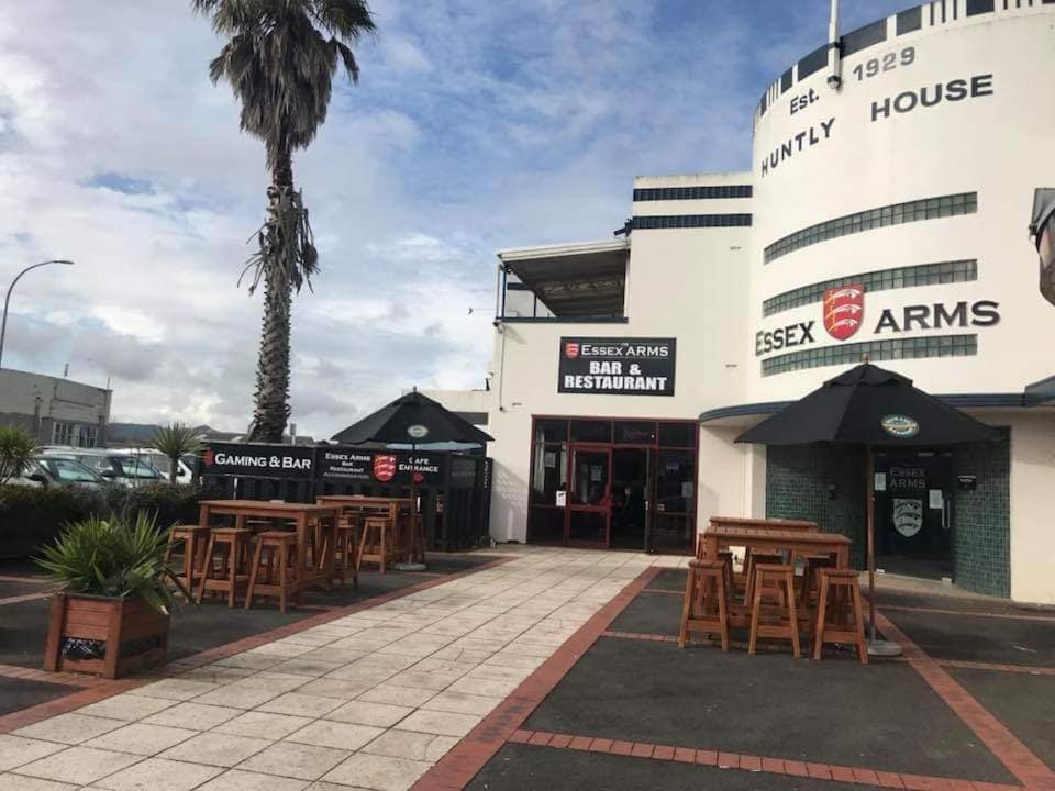 Essex Arms Motel Huntly Exterior foto